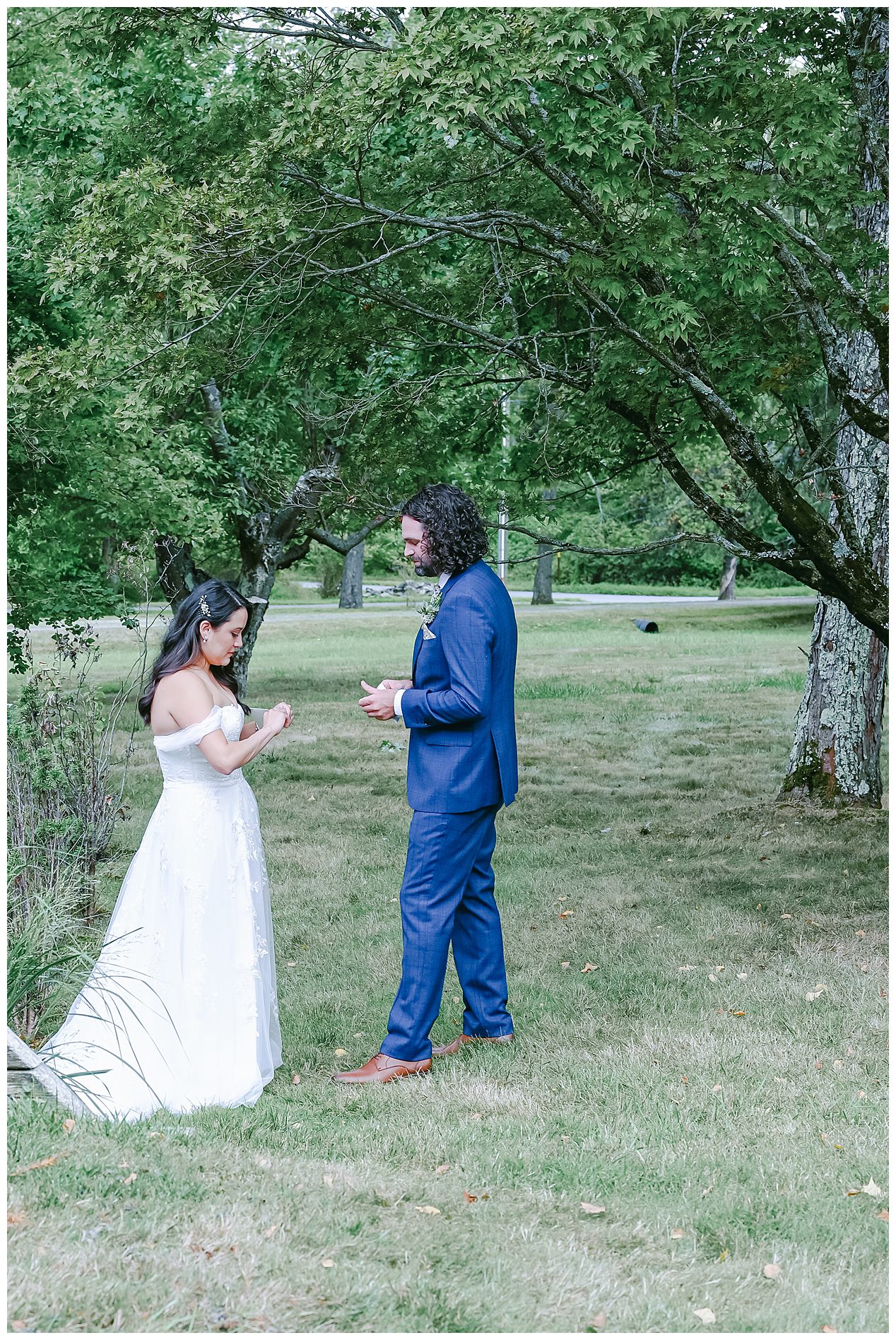 First look|Backyard Wedding in Sherman, CT